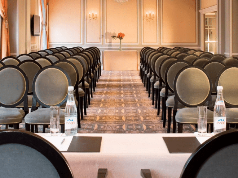 Conférence Aligneurs Français à Bordeaux pour les dentistes et orthodontistes